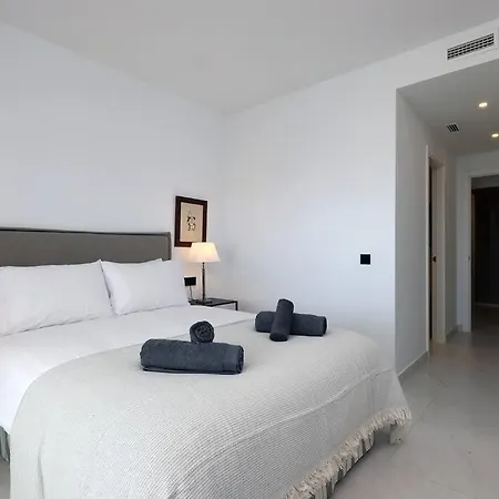 Ground Floor 4 Bedroom @ Hills! Apartment Estepona