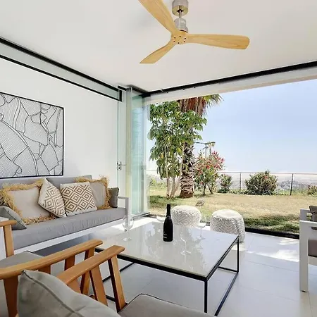 Ground Floor 4 Bedroom @ Hills! Apartman Estepona