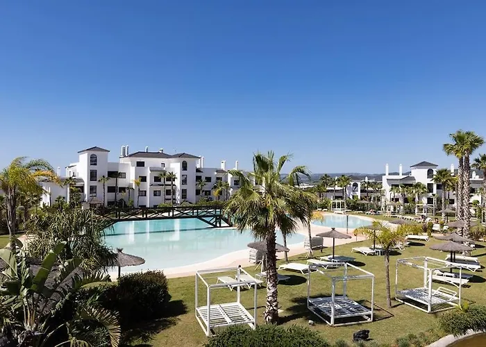 Ground Floor 4 Bedroom @ Hills! Estepona