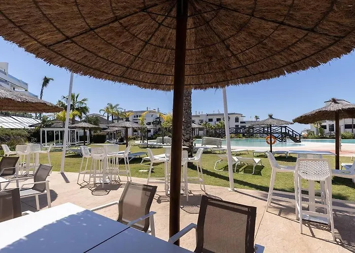 Ground Floor 4 Bedroom @ Hills! * Estepona