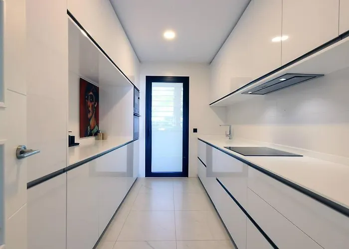 Apartamento Ground Floor 4 Bedroom @ Hills!