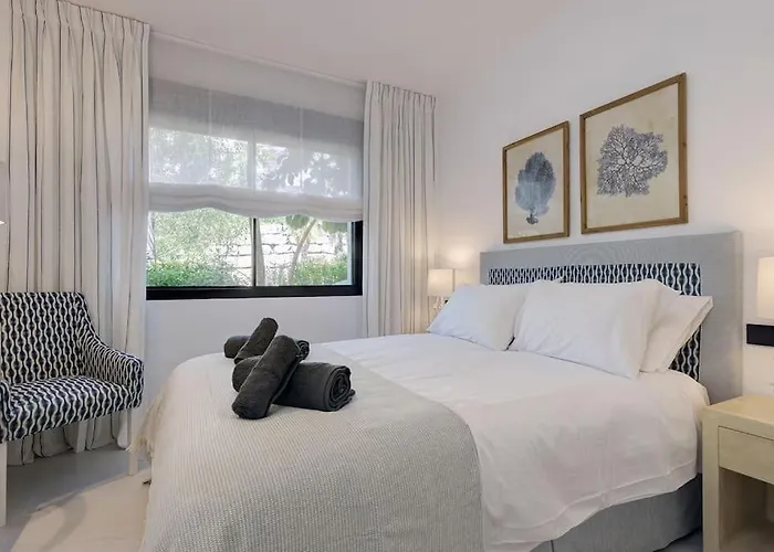 Ground Floor 4 Bedroom @ Hills! Apartamento Estepona