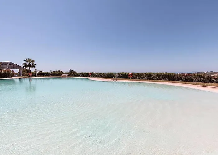 Ground Floor 4 Bedroom @ Hills! * Estepona