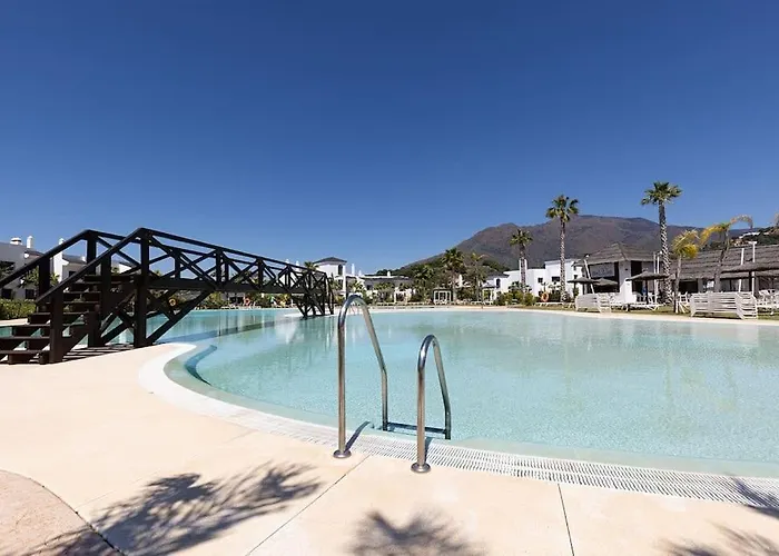 Ground Floor 4 Bedroom @ Hills! Estepona