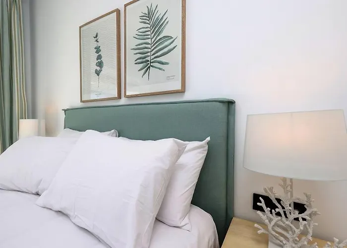 Ground Floor 4 Bedroom @ Hills! Estepona