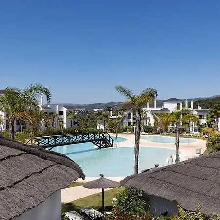 Ground Floor 4 Bedroom @ Hills! Appartement Estepona