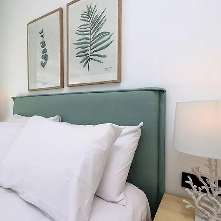 Ground Floor 4 Bedroom @ Hills! Estepona