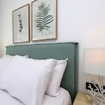 Ground Floor 4 Bedroom @ Hills! Estepona