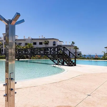 Ground Floor 4 Bedroom @ Hills! Appartement Estepona