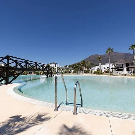 Ground Floor 4 Bedroom @ Hills! Estepona